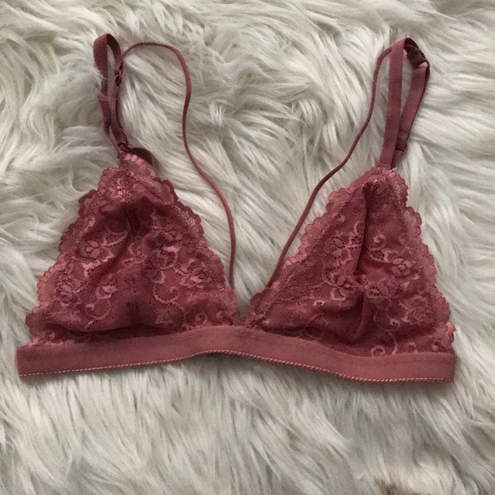 • CR Caged Lace Bralette •